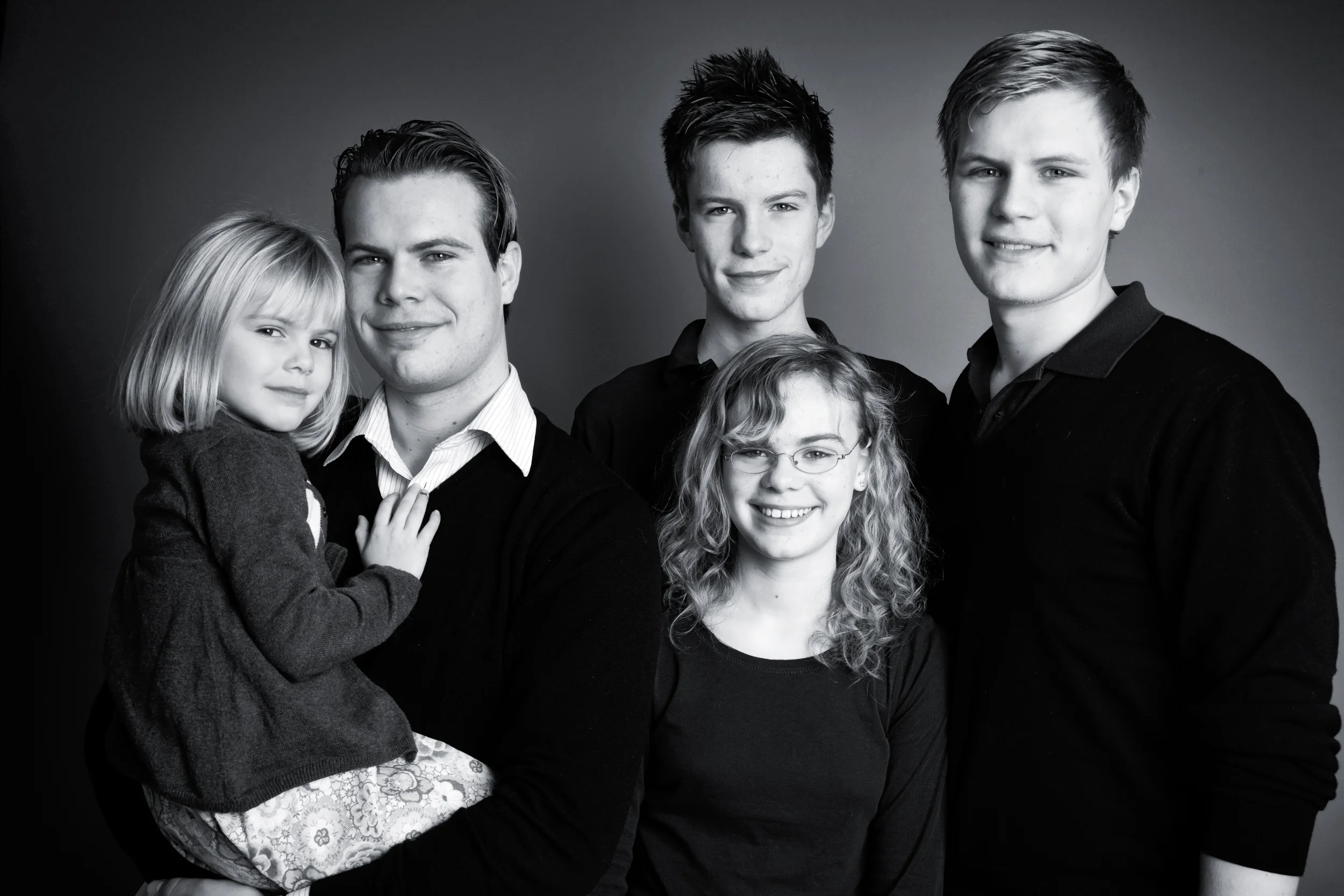 Hjertevarm 가족 fotografering fyldt med ægte smil i Virum