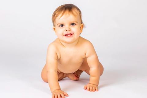 Glad baby, ægte smil i Virum