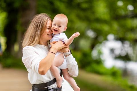 Glædessmil i Virum – et autentisk familiebillede