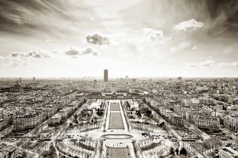 Parisian panorama i et stemningsfuldt fotostudie af byen